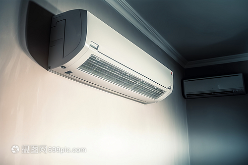 房间里的空调